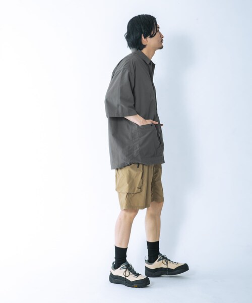 EKAL（エカル）の「『撥水/UVカット/UR TECH』ナイロンタッサーショートスリーブシャツ（シャツ/ブラウス・メンズ・レイクサンリーフ/イエロー/ネイビー/グラファイト/レイクブルー・M/L）」の17枚目の写真