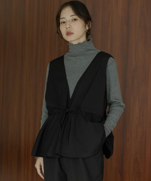 URBAN RESEARCH Sonny Label（アーバンリサーチサニーレーベル）の「ペプラムオールインワン（つなぎ/オールインワン・レディース・ブラック/グレー・36/38）」の5枚目の写真