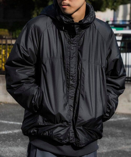 URBAN RESEARCH（アーバンリサーチ）の「『別注』BROOXON×URBS　U.P.S. AIRLITE WARM TECH JACKET（ブルゾン・メンズ・BLACK・M/L/XL）」の9枚目の写真