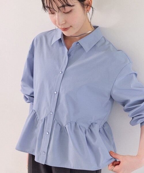 VIS(ビス)の「ウエーブヘムペプラムシャツ(シャツ/ブラウス・レディース・ホワイト/ブルー/イエロー・F)」の4枚目の写真