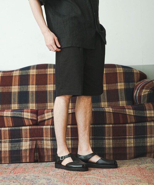 URBAN RESEARCH(アーバンリサーチ)の「『別注』BROOKS BROTHERS×URBAN RESEARCH PLEAT SHORTS(その他パンツ・メンズ・BLACK/ECRU・M/L/XL)」の4枚目の写真