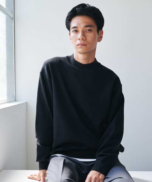 URBAN RESEARCH DOORS（アーバンリサーチドアーズ）の「『仁村紗和さん着用』『UR TECH 200日ニット』 モックネック（ニット/セーター・メンズ・OFF/APRICOT/C.NAVY/BLACK/BROWN・M/L/XL）」の2枚目の写真