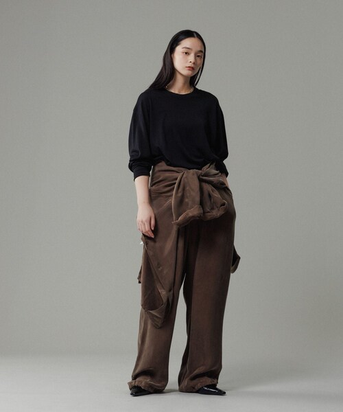 ADAM ET ROPE'(アダムエロペ)の「【NIKKE】ウール天竺 ロングスリーブ ニットT(Tシャツ/カットソー・メンズ・ブラック/ネイビー・L/M)」の10枚目の写真