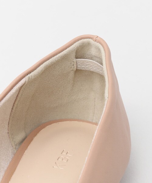 KBF（ケイビーエフ）の「スクエアバレエシューズ（バレエシューズ・レディース・CAMEL/WHITE/SILVER・36/37/38）」の13枚目の写真