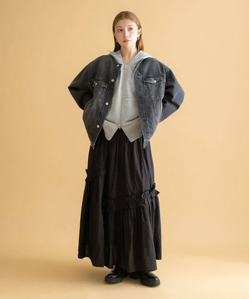 URBAN RESEARCH Sonny Label（アーバンリサーチサニーレーベル）の「ノーカラーオーバーサイズGジャン（デニムジャケット・レディース・インディゴ/グレー・FREE）」の10枚目の写真