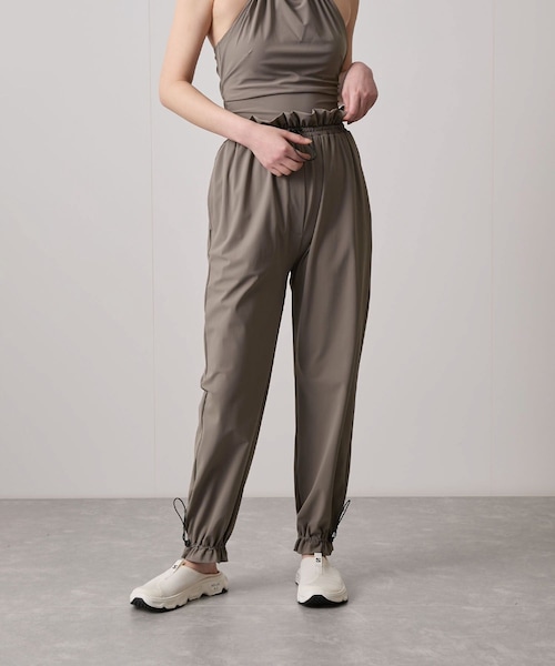 NERGY(ナージー)の「【speedo】ステイフィットギャザーパンツ(その他パンツ・レディース・ブラック/レンガ/カーキ・M)」の20枚目の写真