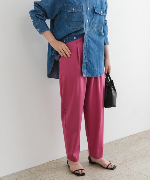 URBAN RESEARCH ROSSO（アーバンリサーチロッソ）の「F by ROSSO　サテンストレッチカーブフォルムパンツ（その他パンツ・レディース・PINK/OFF WHITE・36/38）」の16枚目の写真