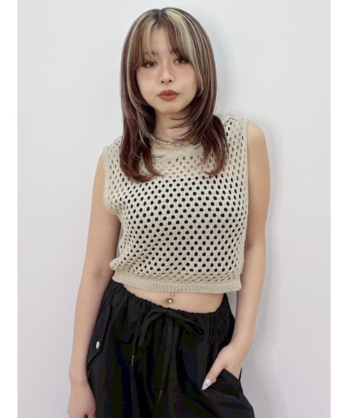 EVRIS（エヴリス）の「スカシアミフードニットトップス（ニット/セーター・レディース・ブラック/ピンク/ベージュ・F）」の4枚目の写真