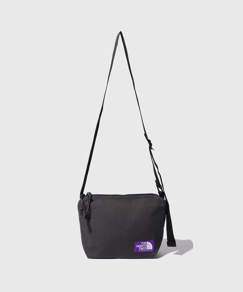 ADAM ET ROPE'(アダムエロペ)の「【THE NORTH FACE Purple Label】Field Small Shoulder Bag(ショルダーバッグ・メンズ・ブラック/チャコール/カーキ・F)」の2枚目の写真