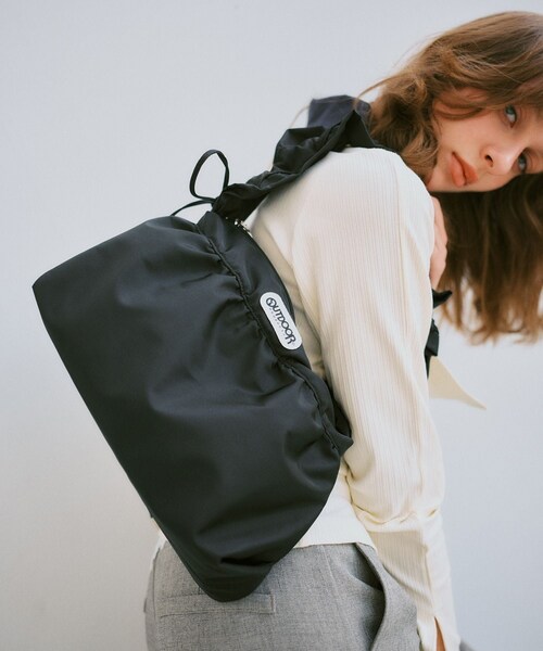 VIS(ビス)の「WEB限定追加 【OUTDOOR PRODUCTS】VIS別注フリルショルダーバッグ(ショルダーバッグ・レディース・ブラック/キナリ/ピンク・F)」の8枚目の写真