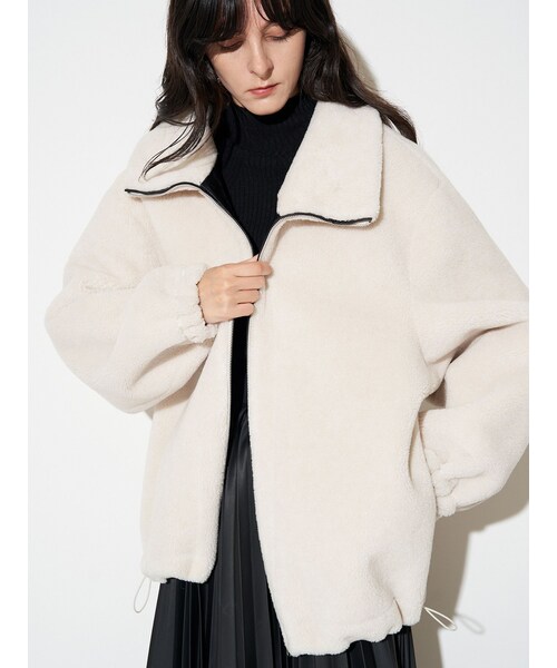 ELENDEEK（エレンディーク）の「2WAY BOA FAUX LEATHER CT（その他アウター・レディース・オフホワイト/グレー/ブラック・01/02）」の4枚目の写真