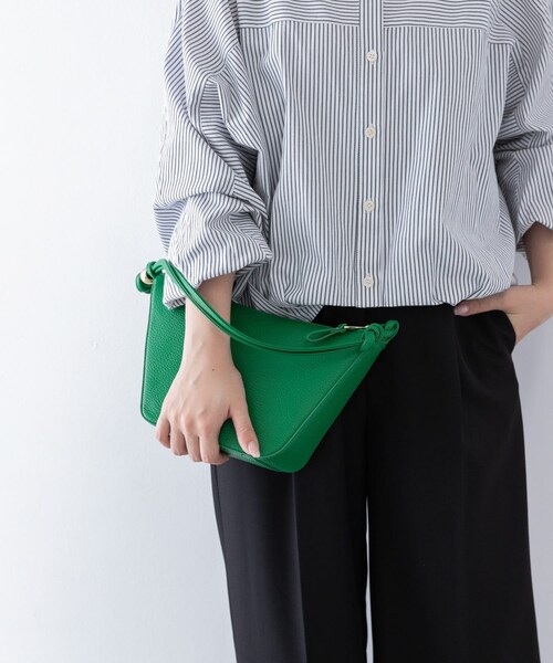 URBAN RESEARCH Sonny Label（アーバンリサーチサニーレーベル）の「AULENTTI　2WAYショルダーバッグ（ショルダーバッグ・レディース・OFF/GREEN・one）」の2枚目の写真