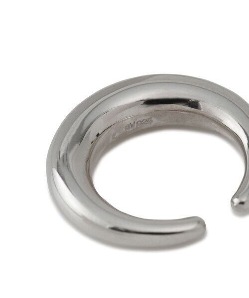 ADAM ET ROPE'(アダムエロペ)の「【Rieuk(リューク)】Small Ring Ear Cuff(イヤリング・レディース・シルバー・F)」の5枚目の写真