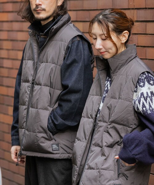 ITEMS URBANRESEARCH(アイテムズ アーバンリサーチ)の「TAION SC Track Down Vest(その他アウター・メンズ・BLK/D.CHARCOAL/KHK・M/L/XL)」の2枚目の写真