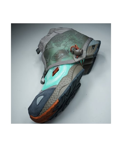 Reebok（リーボック）の「ハッピー 99 インスタポンプフューリー 95