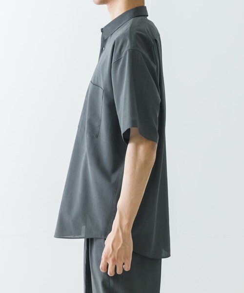 URBAN RESEARCH（アーバンリサーチ）の「ウォッシャブルウールサイロフィルショートスリーブシャツ（シャツ/ブラウス・メンズ・NAVY/BLACK/CHARCOAL・M/L/XL）」の11枚目の写真