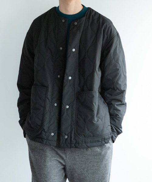 URBAN RESEARCH DOORS(アーバンリサーチドアーズ)の「FORK&SPOON リバーシブルノーカラーブルゾン(ブルゾン・メンズ・OLIVE/BLACK・4/5)」の4枚目の写真