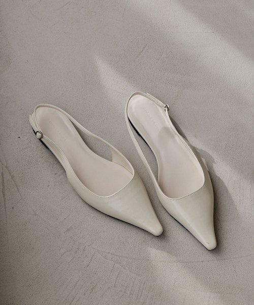 ADAM ET ROPE'（アダムエロペ）の「バックストラップパンプス（パンプス・レディース・ブラック/オフホワイト・23.0/23.5/24.0/24.5）」の18枚目の写真