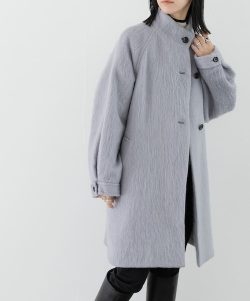 URBAN RESEARCH(アーバンリサーチ)の「バルカラーシャギーコート(テーラードジャケット・レディース・BEIGE/L.BLUE・FREE)」の2枚目の写真