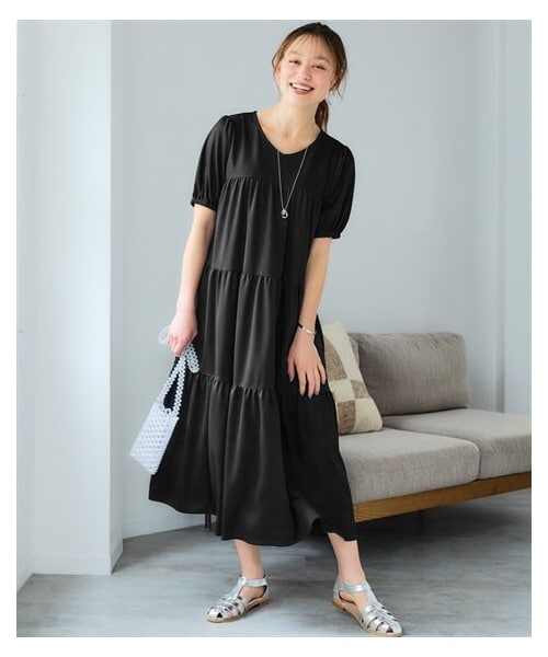 nissen（ニッセン）の「＜大きいサイズ＞ 美ラクRUタッチティアードワンピース（接触冷感・UVカット）（ワンピース・レディース・グレイッシュブルー/チャコールグレー/黒・L/LL/3L/4L/5L/6L/8L/10L）」の7枚目の写真