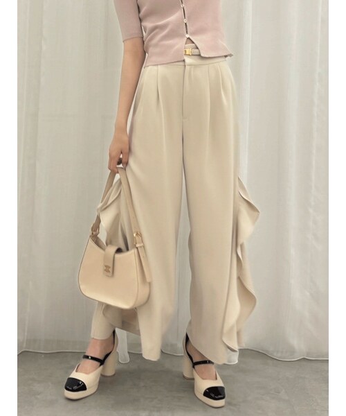 dazzlin（ダズリン）の「フリルスリットワイドパンツ（その他パンツ・レディース・ブラック/ベージュ・S/M）」の12枚目の写真