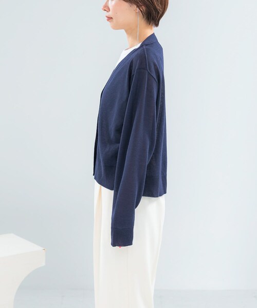 URBAN RESEARCH ROSSO（アーバンリサーチロッソ）の「リネン混セミシアーカーディガン（カーディガン/ボレロ・レディース・PEACH/NAVY/L.GRAY・Free）」の15枚目の写真