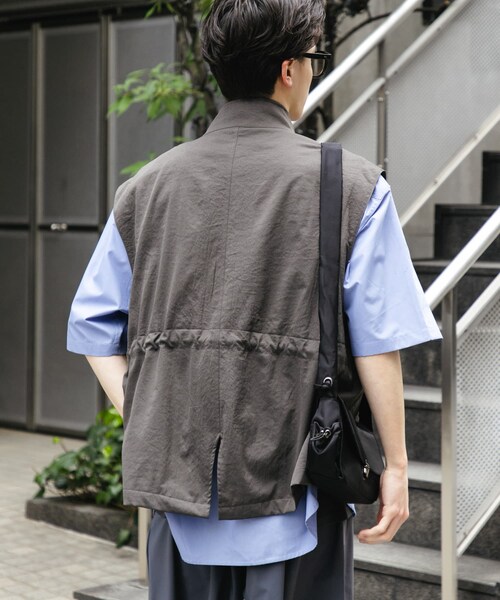 SENSE OF PLACE by URBAN RESEARCH（センスオブプレイスバイアーバンリサーチ）の「ルーズモッズベスト（ミリタリージャケット・メンズ・CHARCOAL/KHAKI/BLUE・M/L）」の9枚目の写真