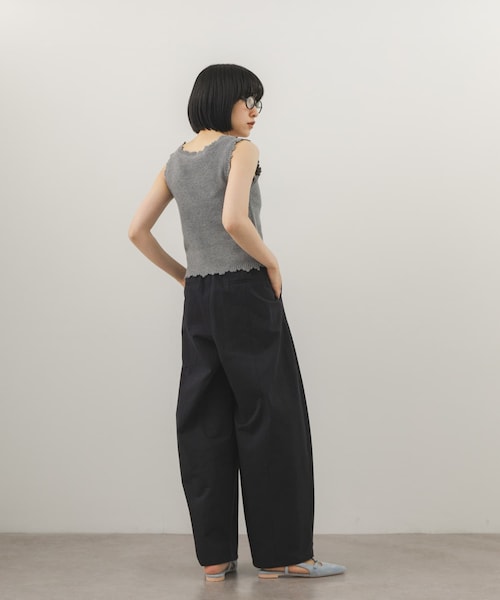 KBF（ケイビーエフ）の「クロシェスカラップタンクトップ（タンクトップ・レディース・IVORY/TOP GRAY/NAVY・One）」の20枚目の写真