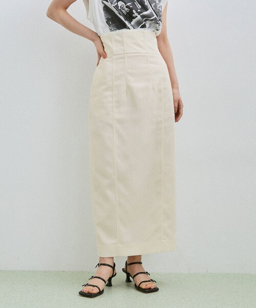 ADAM ET ROPE'（アダムエロペ）の「【サステナブル】コルセットコクーンスカート（スカート・レディース・ブラック/オフホワイト/レッド系・36/38）」の2枚目の写真