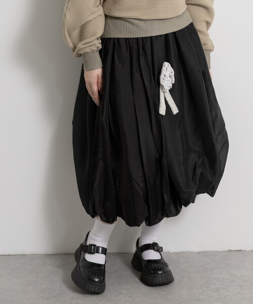 THE GOODLAND MARKET（ザグッドランドマーケット）の「77circa　2fabric 2way balloon SK（スカート・レディース・white/black・one）」の4枚目の写真