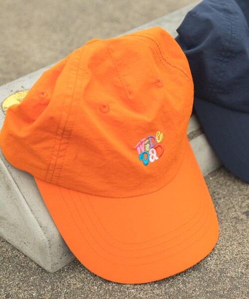 URBAN RESEARCH(アーバンリサーチ)の「Wide Dad GRAPHIC CAP WITH HATCH(キャップ・メンズ・NAVY/ORANGE/BLACK・Free)」の3枚目の写真