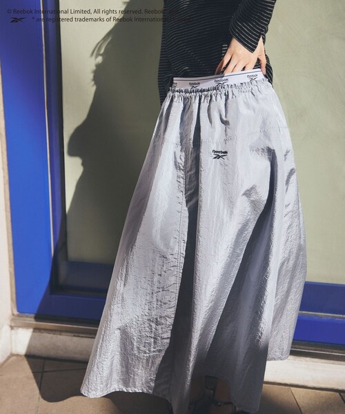 VIS（ビス）の「【Reebok】VIS別注ロゴベルトフレアースカート（スカート・レディース・ホワイト/ネイビー/サックス・F）」の9枚目の写真
