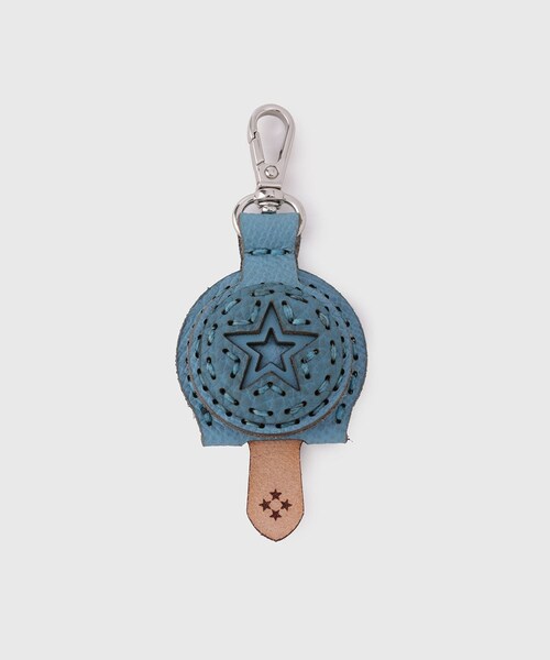 ADAM ET ROPE'（アダムエロペ）の「【ITTI/イッチ】Art by ojagadesign "NUNKI" / DIPLO FJORD（キーケース/キーアクセサリー・メンズ・ブラック/チャコール/ブルー系/オレンジ/イエロー・F）」の3枚目の写真