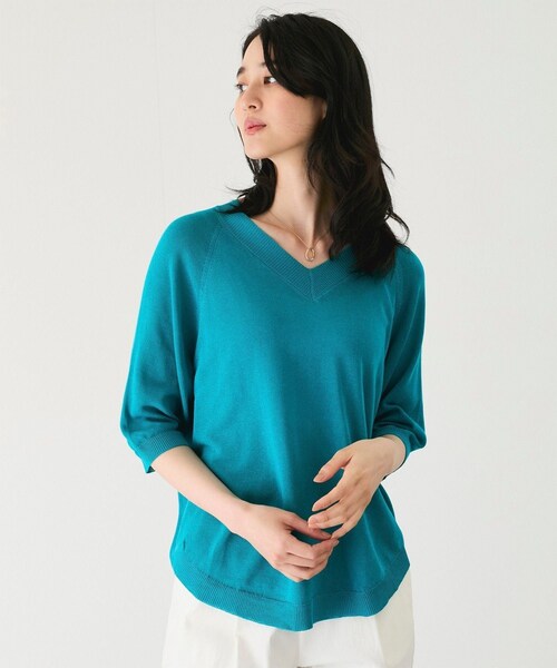 Jayro（ジャイロ）の「Ｖネック5分袖ニットトップス　　（ニット/セーター・レディース・グレー/ベージュ/モスグリーン/ネイビー/ブルー/ピンク/イエロー・F）」の6枚目の写真