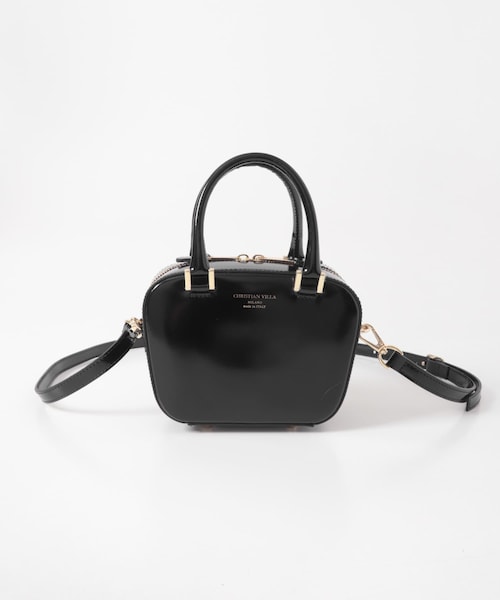 URBAN RESEARCH（アーバンリサーチ）の「CHRISTIAN VILLA　エナメルカーフレザーショルダーバッグ（ショルダーバッグ・レディース・BLACK・-0）」の5枚目の写真