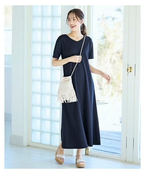 nissen（ニッセン）の「吸汗速乾・UVカットカノコすっきりVネックワンピース＜大きいサイズ有＞（ワンピース・レディース・黒/ネイビー/杢グレー・S/M/L/LL/3L/4L/5L/6L/8L/10L）」の7枚目の写真