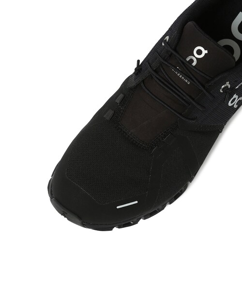 ADAM ET ROPE'（アダムエロペ）の「MENS【ON】SHOES Cloud 5 Waterproof（スニーカー・メンズ・ブラック・25.5/26.5/27.5）」の7枚目の写真