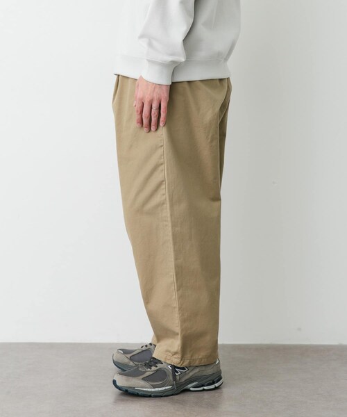URBAN RESEARCH DOORS（アーバンリサーチドアーズ）の「STILL BY HAND　SELVEDGE 1 PLEAT PANTS（その他パンツ・メンズ・BEIGE/BLACK NAVY・44/46/48）」の8枚目の写真
