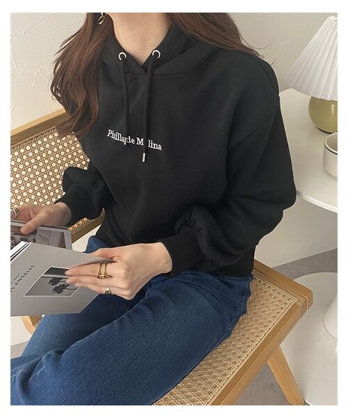 nissen（ニッセン）の「裏起毛　刺繍ロゴパーカー（パーカー・レディース・クロ/オフ・M/L）」の5枚目の写真