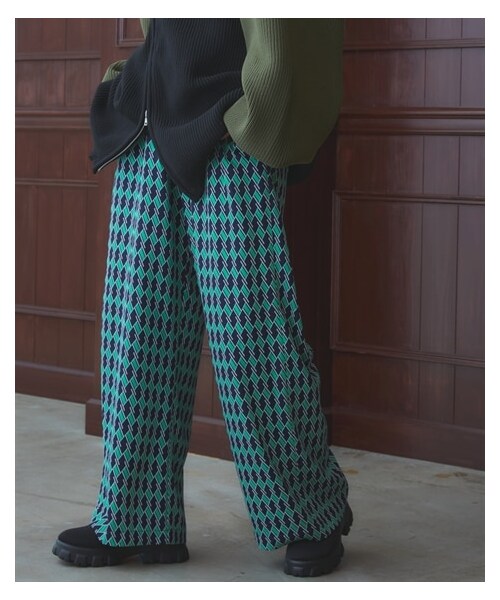 nissen（ニッセン）の「幾何学柄オーバーシルエットワイドパンツ ［Soiunique］（パンツ・レディース・グリーン×ブラック系/ベージュ×ブラック系・M/L/LL）」の9枚目の写真