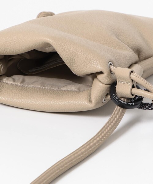 THE GOODLAND MARKET（ザグッドランドマーケット）の「F/CE.　TECH LEATHER MAP POCHETTE（ショルダーバッグ・レディース・Black/Beige/Red/Silver・FREE）」の16枚目の写真