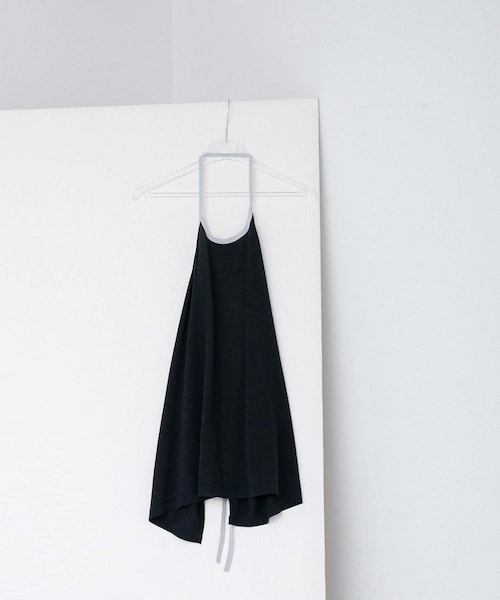 LAATO（ラート）の「holder neck piping knit（キャミソール・レディース・キナリ/マリン・one）」の2枚目の写真
