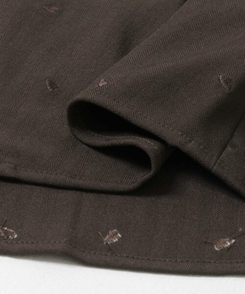 URBAN RESEARCH ROSSO（アーバンリサーチロッソ）の「F by ROSSO　ハート刺繍2WAYブラウス（シャツ/ブラウス・レディース・GRAY/BROWN・Free）」の17枚目の写真