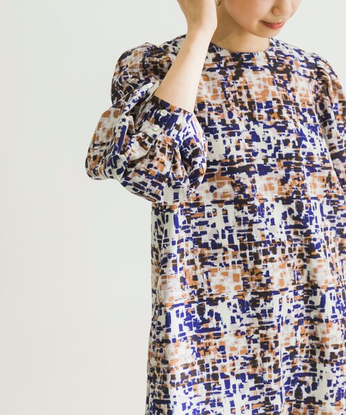 URBAN RESEARCH（アーバンリサーチ）の「アートチェック柄チュニックワンピース（チュニック・レディース・BROWN系/BLACK系・FREE）」の5枚目の写真