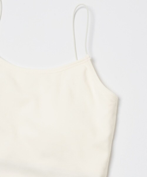 KBF（ケイビーエフ）の「スパゲティストラップカップ付きキャミ（キャミソール・レディース・IVORY/KHAKI/CHARCOAL/OFF/BLACK・One）」の15枚目の写真