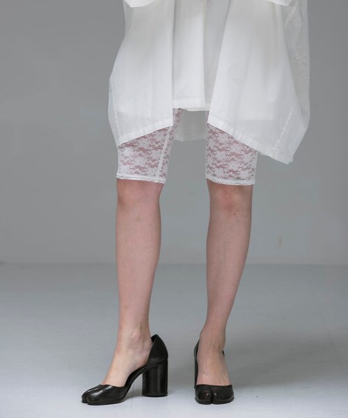 URBAN RESEARCH（アーバンリサーチ）の「ambiguous　Lace Half Leggings（レギンス/スパッツ・レディース・BLACK/WHITE・FREE）」の8枚目の写真