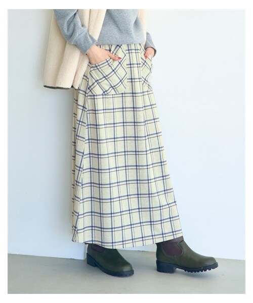 nissen（ニッセン）の「大きいサイズ  （MO-FU POKA）裏シャギーロングスカート（ゆったりヒップ）（スカート・レディース・黒/ネイビー系チェック/モカ系ドット/アイボリー系チェック・L/3L）」の6枚目の写真