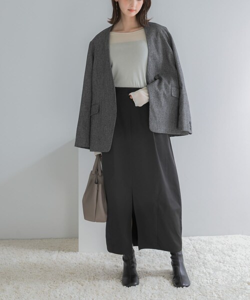 URBAN RESEARCH ROSSO（アーバンリサーチロッソ）の「シルクネップVネックジャケット（ノーカラージャケット・レディース・BLACK/BROWN・36/38）」の11枚目の写真