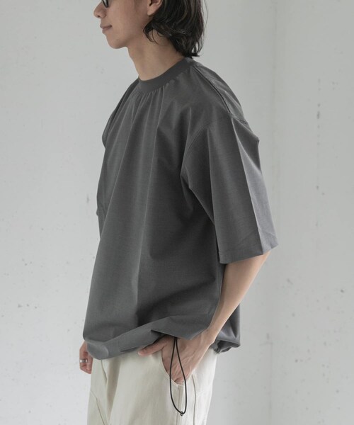URBAN RESEARCH DOORS（アーバンリサーチドアーズ）の「FORK&SPOON　キャリーマンヘムスピンドルTシャツ（Tシャツ/カットソー・メンズ・LT.GREY/CHARCOAL/KHAKIBROWN・4/5）」の2枚目の写真