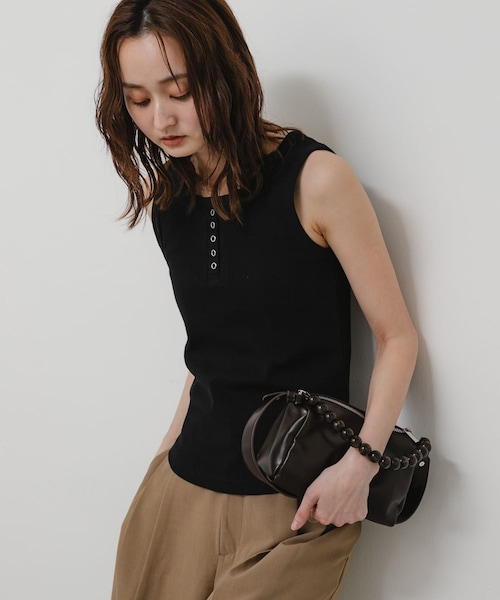 SENSE OF PLACE by URBAN RESEARCH(センスオブプレイスバイアーバンリサーチ)の「2WAYヘンリータンクトップ(タンクトップ・レディース・OFF WHITE/BLACK/L.GRAY・One)」の12枚目の写真